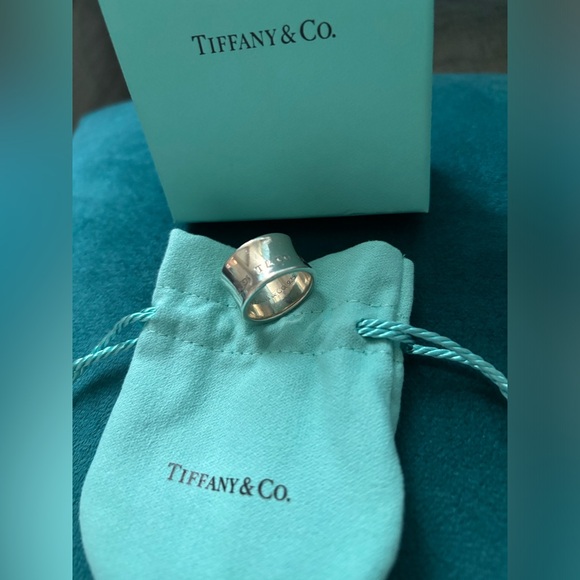 Tiffany and Co. 1837 Wide Silver Ring 925 - Picture 2 of 5